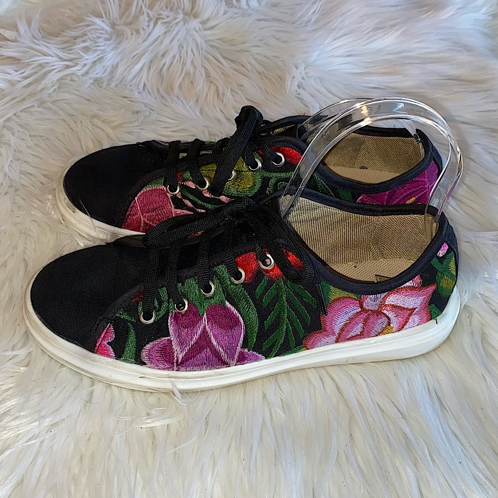 ONI black & multi colored flower sneakers size 24